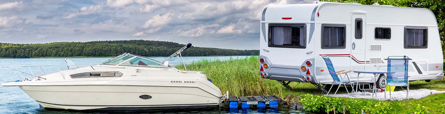 Boat-and-RV-near-the-water